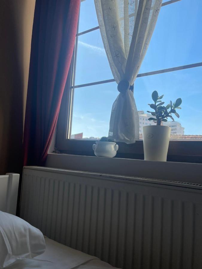 Guesthouse 12A プリシュティナ エクステリア 写真
