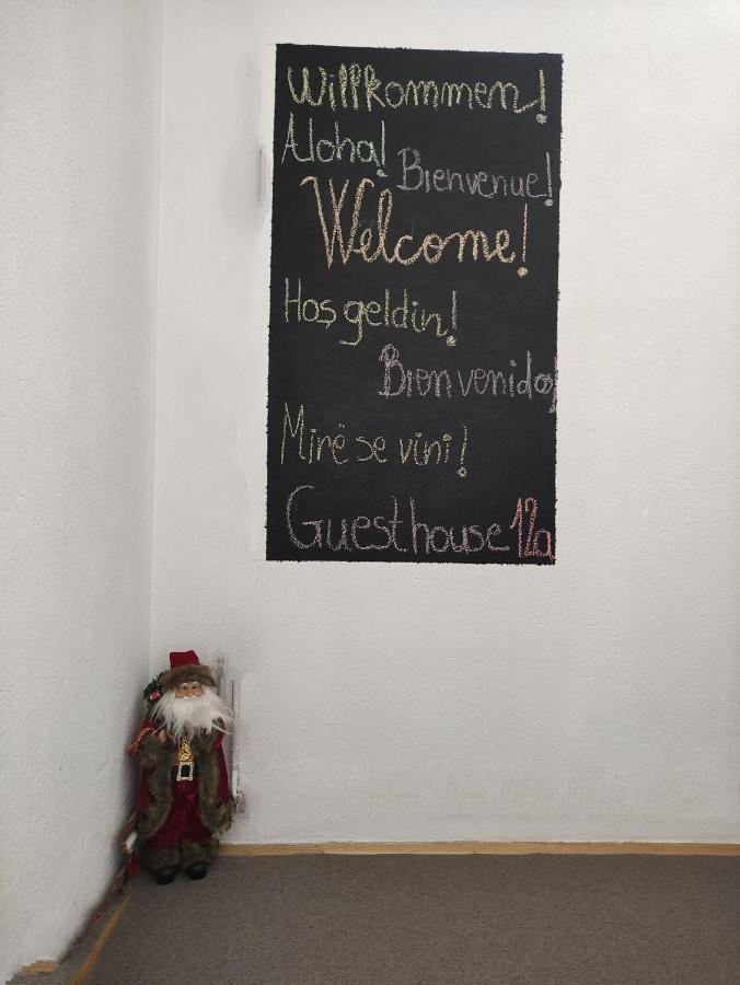 Guesthouse 12A プリシュティナ エクステリア 写真